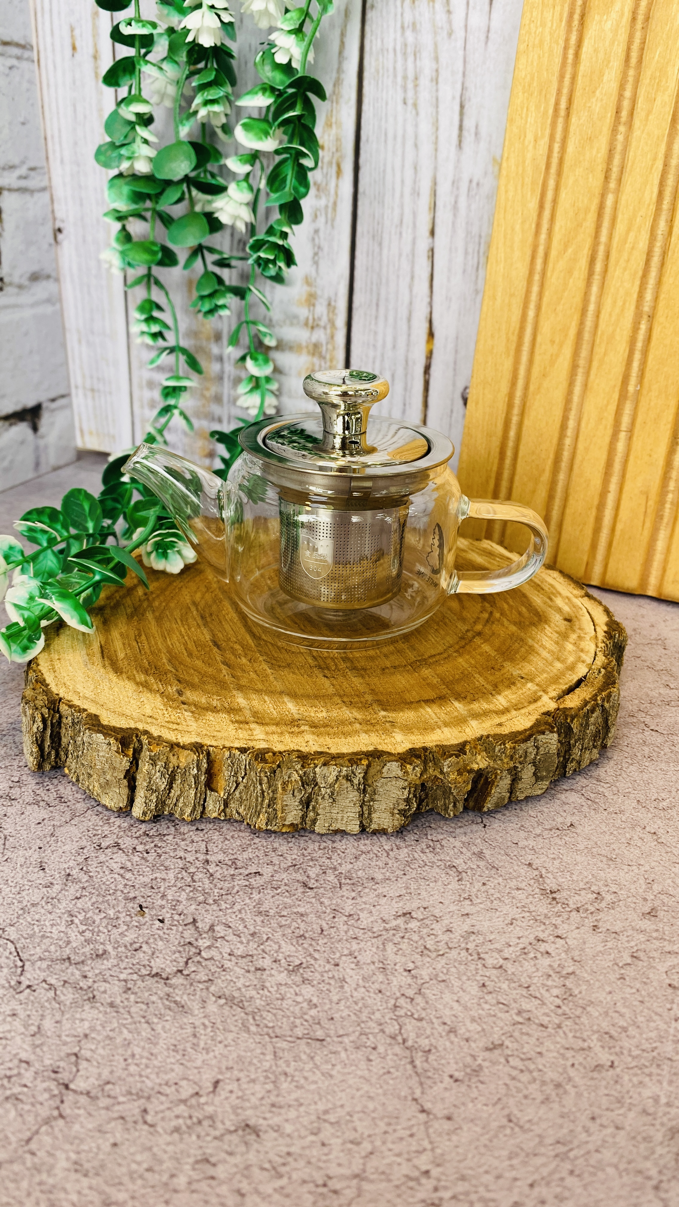 قوری زعفران شیشه ای درب استیل